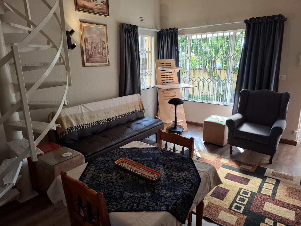 Hillcrest Loft — Self-Catering Cottage in Blairgowrie, Randburg photo 3