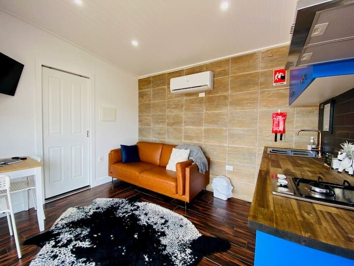 Rose Quartz – 1 Bed Cabin – Kundalini Lodge photo 5