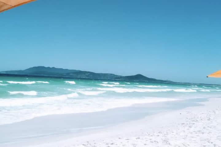 Sun, sea, coziness at Praia do Forte in Cabo Frio photo 35